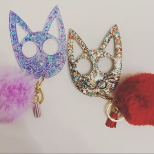 Self-defense kitty keychain